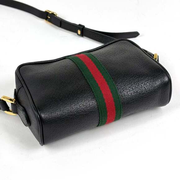 GUCCI Authentic Black Leather Shoulder Bag - Picture 2 of 8